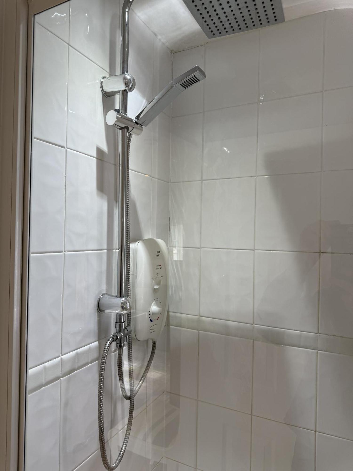 Private Entry Guesthouse Hideaway Hordle Екстериор снимка