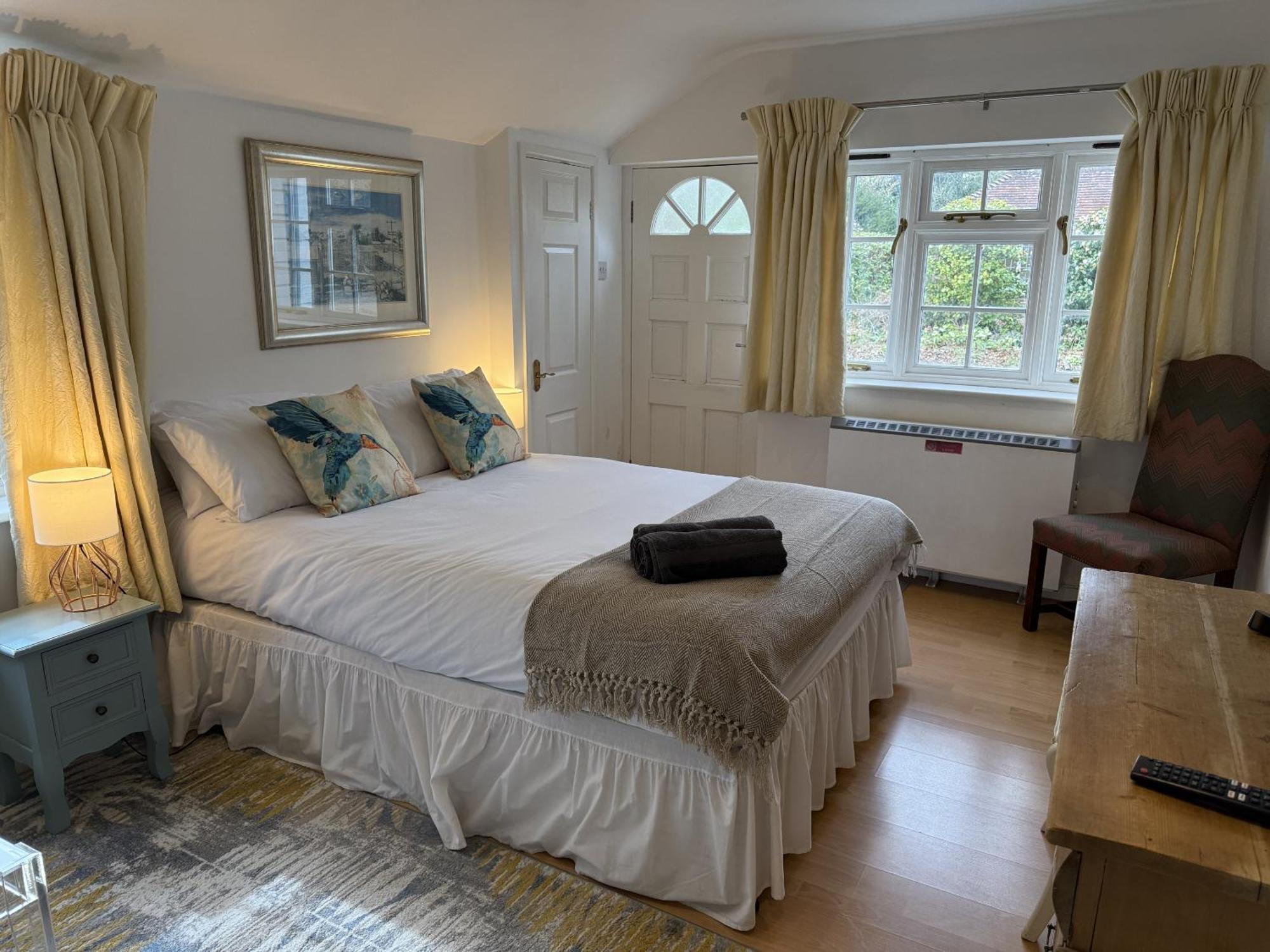 Private Entry Guesthouse Hideaway Hordle Екстериор снимка